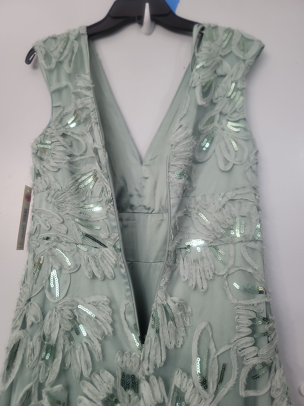 Eliza JWomen's V-Neck Ball Gown - Picture 12 of 14